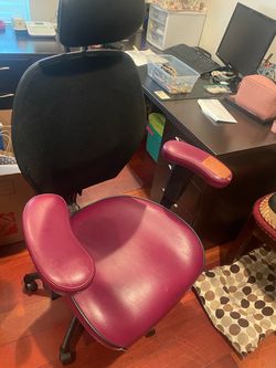 Hi End Executive Chair