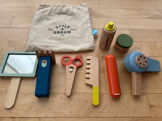 Play Hair Styling & Grooming Kit