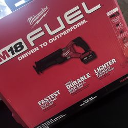 Milwaukee Saw Kit