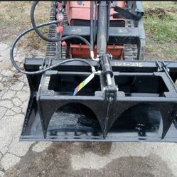 2025 GIYI 44″ Mini Skid Steer Grapple Bucket – NEW 🔥