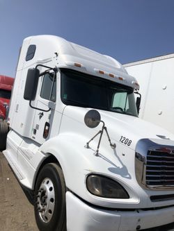2009 Freightliner Columbia Columbia