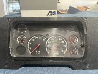 2015 Freight Liner Cascadia Cluster 