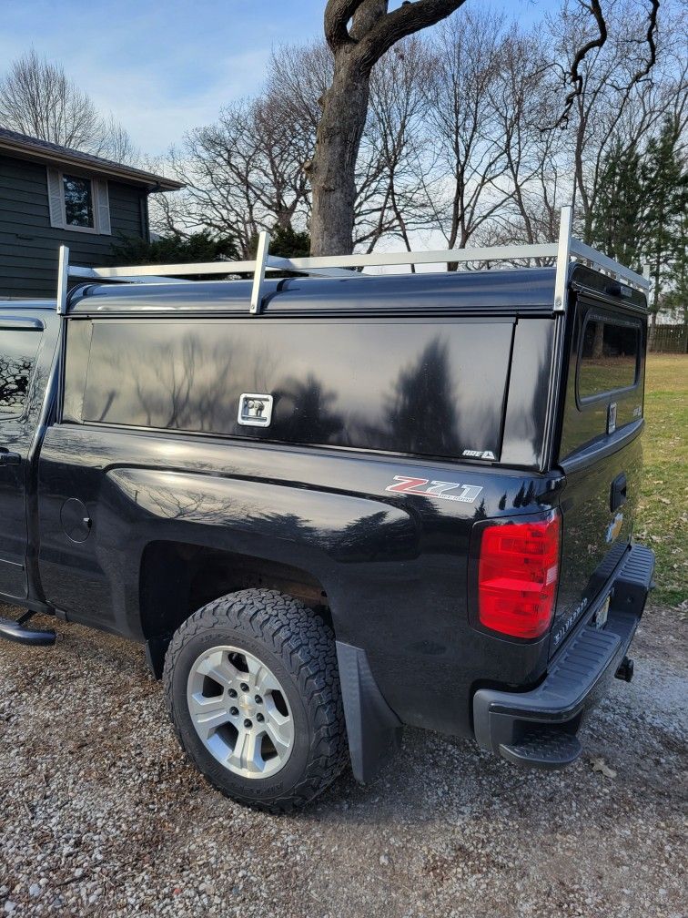 Contractor Truck Cap