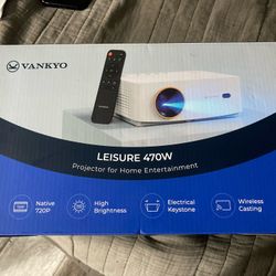 Vankyo 470W Projector Never Bee Used