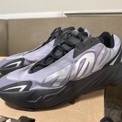 2021 Adidas Yeezy Boost 700 MNVN 'Geode'!!!!!