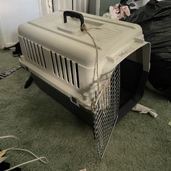 Dog Crate (s/m)