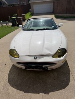 Jaguar xk8