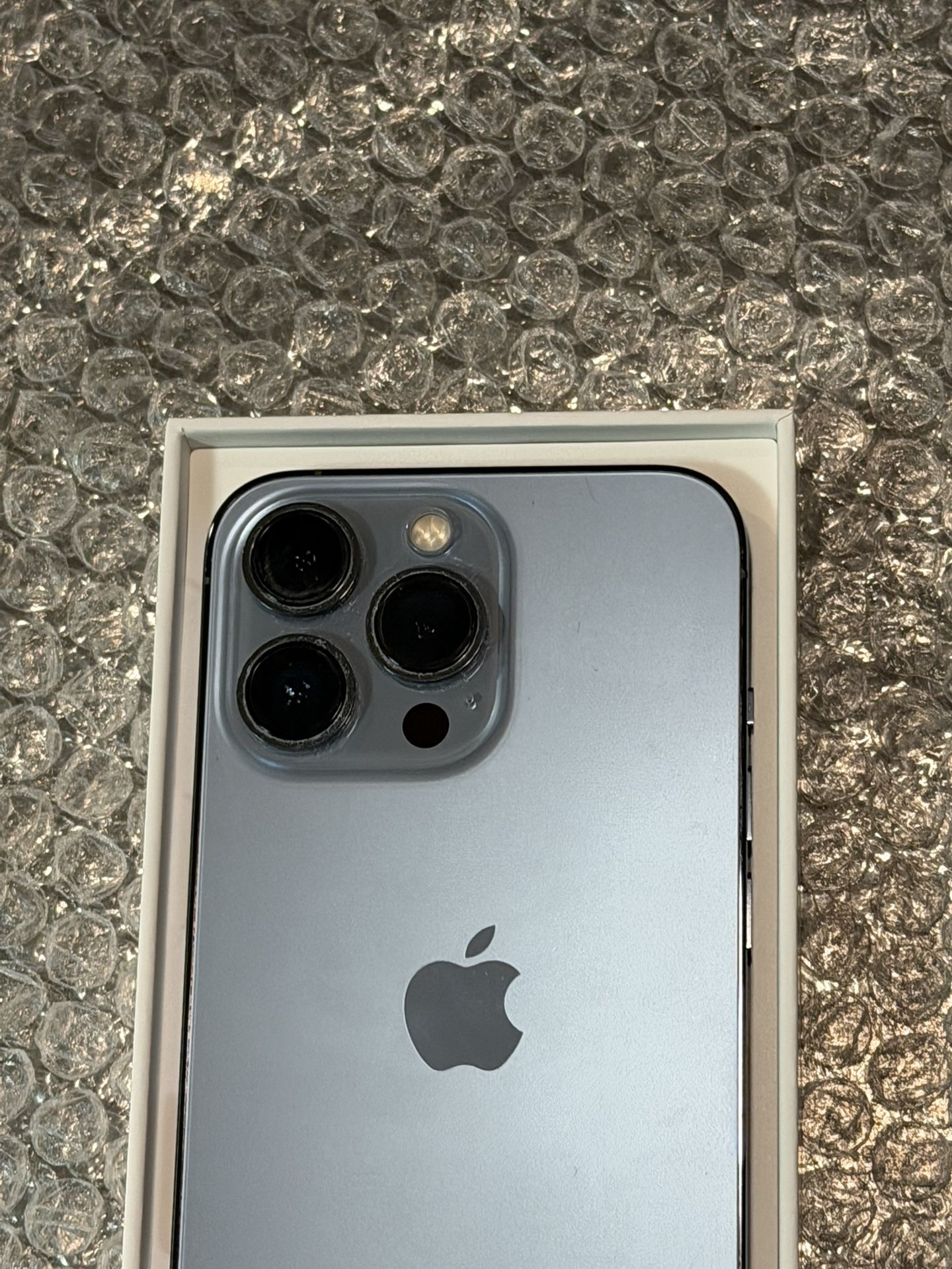 iPhone 13 PRO UNLOCKED