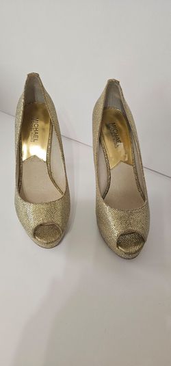 Michael kors shoes size  8