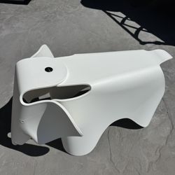 Vitra White Elephant Stool