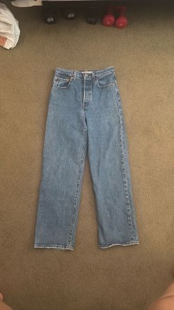 Levi Ribcage Straight Ankle Jean Women’s