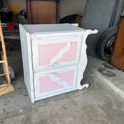 Girls Cabinet 