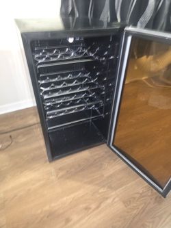 Ewave Wine Fridge (30-Bottle Capacity) - Great Condition!
