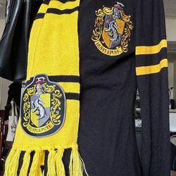 Black HufflePuff Cardigan 