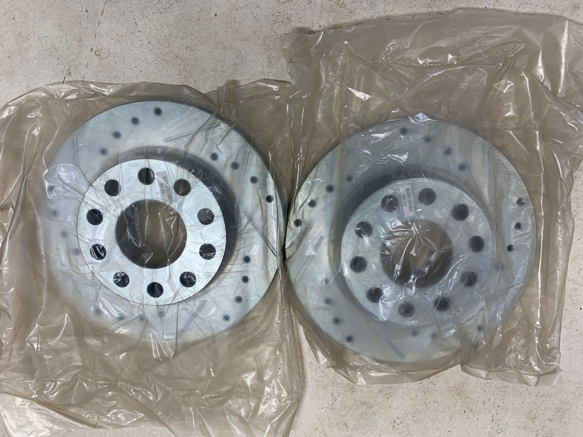 02 - 06 Audi A4 Drilled Slotted Rear Brake Rotors Pair New Powerstop EBR656
