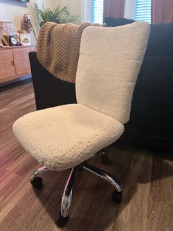 Rolling Desk Chair