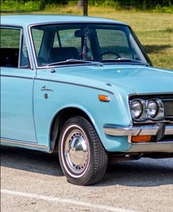 Toyota Corona Hub Cap