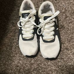 Nike Women’s Air Max 