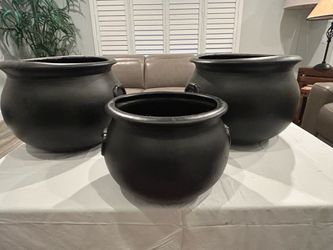 Black cauldrons - Halloween decorations