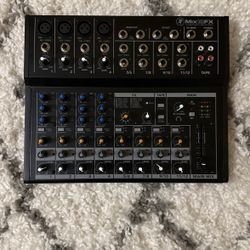 Mackie 12 Channel mixer Mix12FX