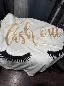 Lash Out Blanket 