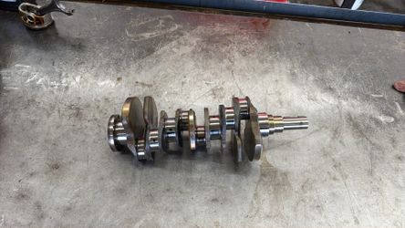 Toyota crankshaft OEM 2GR-FKS 3.5 liter v6