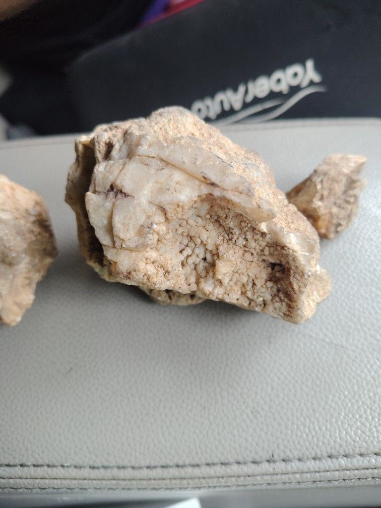 Wulfenite