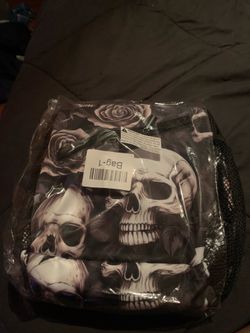 Crossbody bag - B&W Skulls & Roses
