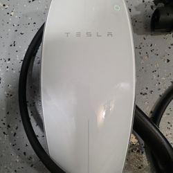 Tesla Wall Connector (Current Model / Gen 3) - Hardly Used, Ships
