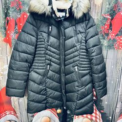 Winter Coat With Fur Hood 