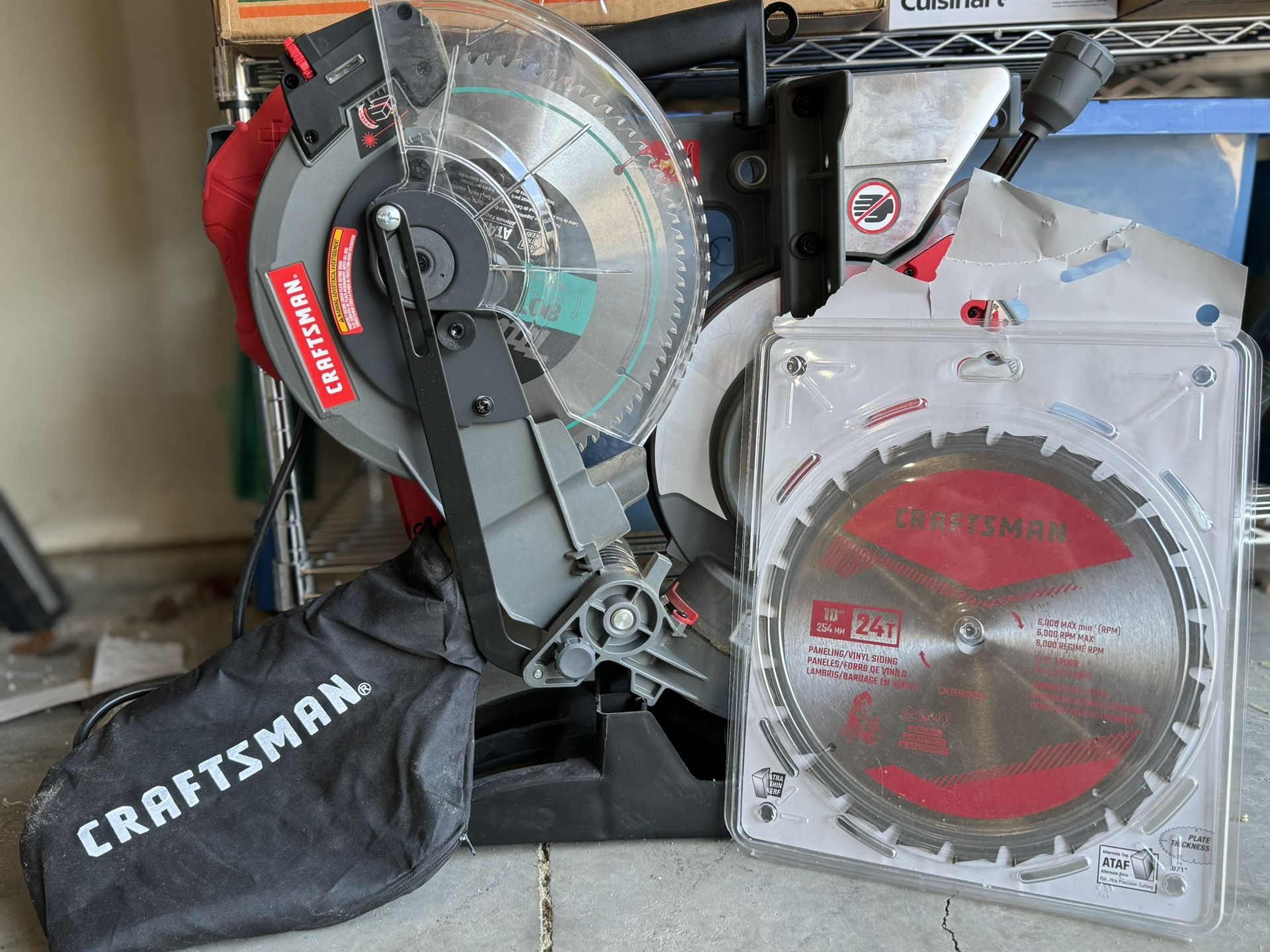 CRAFTSMAN 10-in 15-Amp Single Bevel Folding Compound Corded Miter Saw with Laser Guide