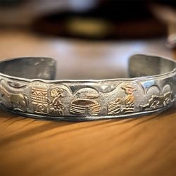 Vintage T A. Begay  Sterling Silver w 12K Gold Navajo Storyteller Cuff Bracelet
