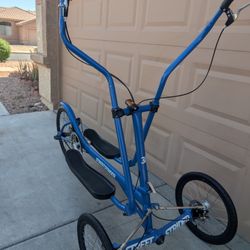 Street strider Eleptical bike. 3 speeds disc brakes. Like New with Freshly túne up. Retail price $1200. Selling For only $450.   the best low-impact, 