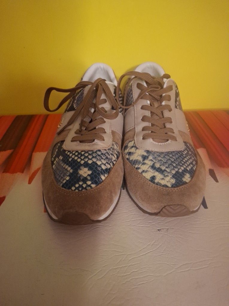 Ralph Lauren sneakers “rare”