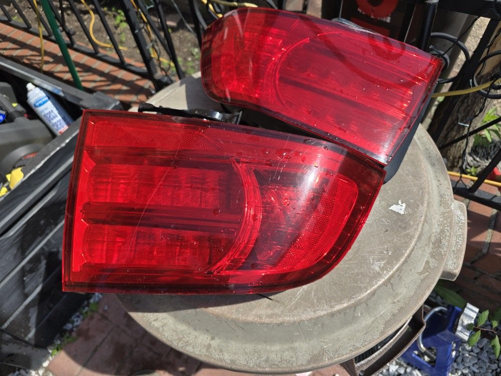 2006 Acura TL Tail Lights