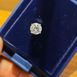 1.6ct Natural Diamond Stud 