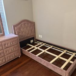 Girls Twin Bedroom Set