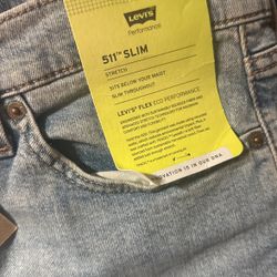 Levis Size (36X30)