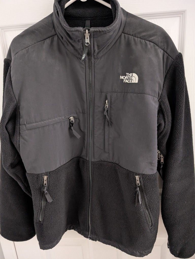 North Face Denali Size Medium