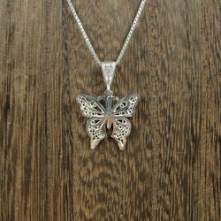 16" Sterling Silver Cool Filigree Butterfly Pendant Necklace Vintage