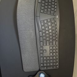 Logitech ERGO K860 And M575