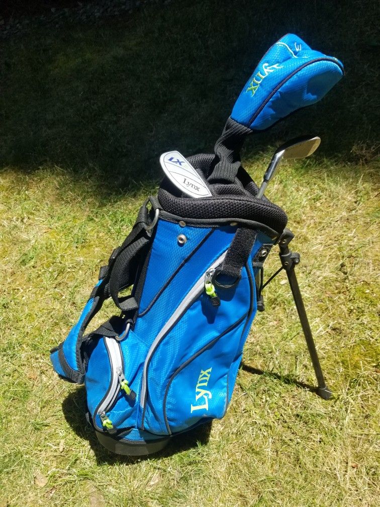 Kid's Lynx Golf Bag and 3 Clubs