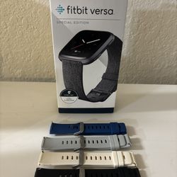 Fitbit versa Special Edition + Free Bands