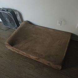 Big Barker Dog Bed With Headrest 