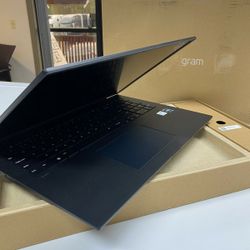 LG Gram 17 Laptop  - PAYMENTS PLAN AVAILABLE NO CREDIT NEEDED 