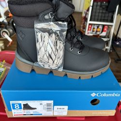 Columbia Boots Women’s 8