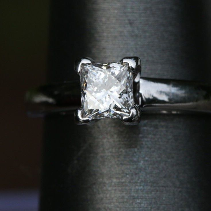 Princess Cut THE LEO Diamond Solitaire Wedding, Engagement Ring White Gold/Platinum VS1 .71ct H color