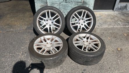 Mercedes Benz 17 Inch Staggered Aluminum Wheels With Old Tires 5x112mm