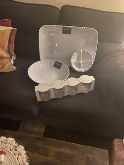 4 puece dinnerware set bella lux 