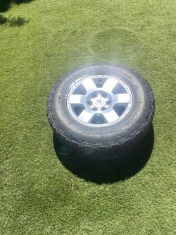 P26570R17 Tire